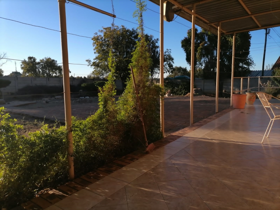 4 Bedroom Property for Sale in Universitas Ridge Free State